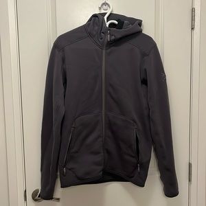 Arc’teryx fleece hoodie